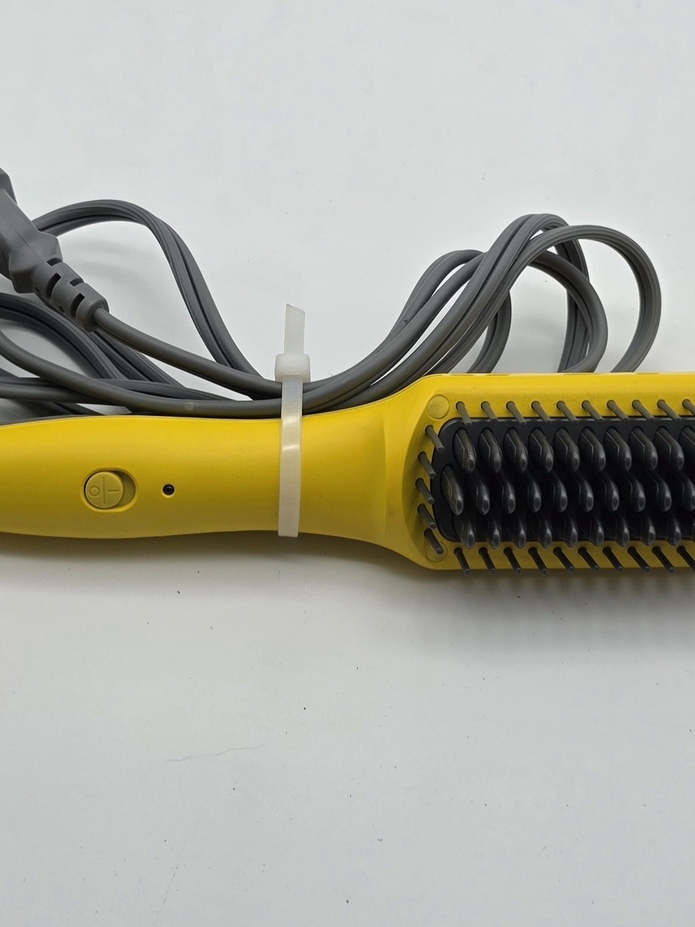 Drybar The Baby Brush Crush Mini Heated Straightening Hair Brush
